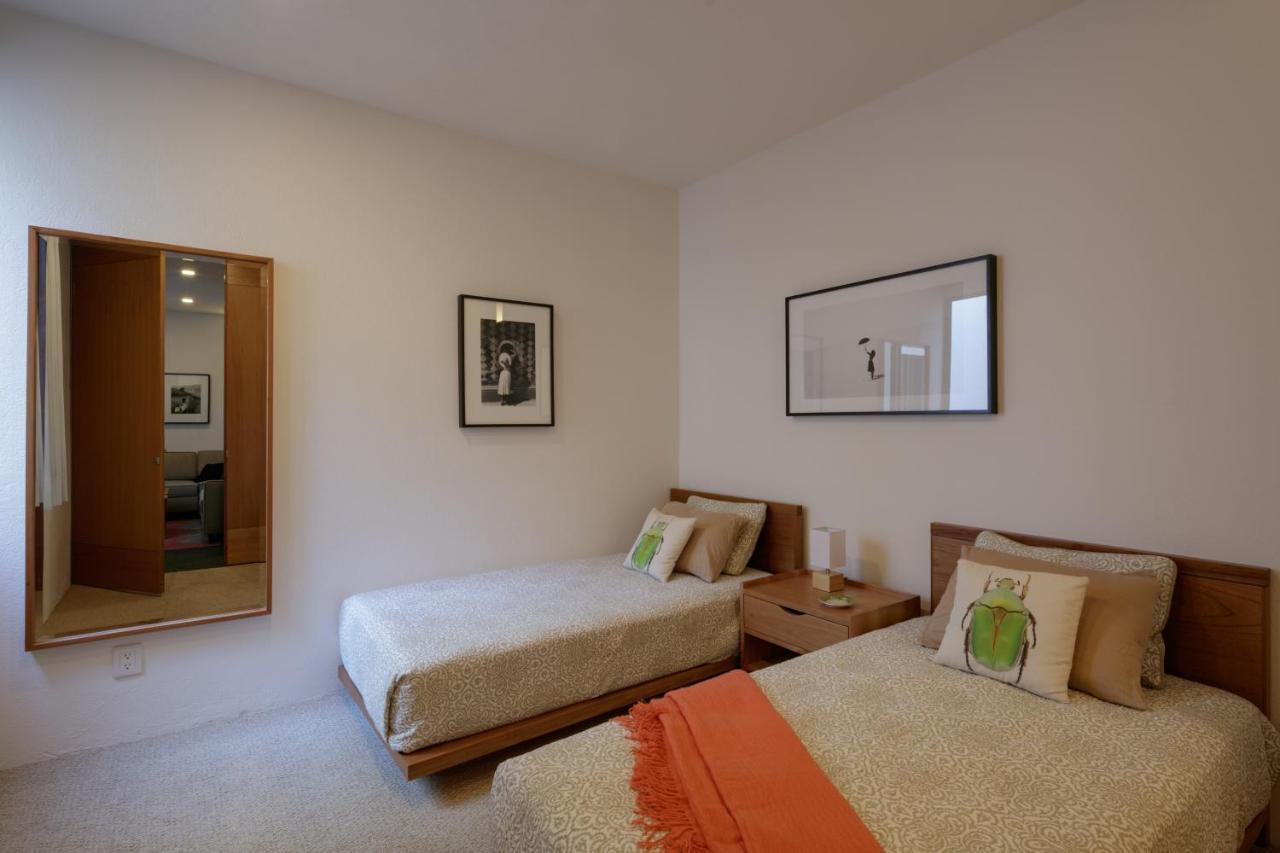 Suites Everness Guadalajara Eksteriør bilde