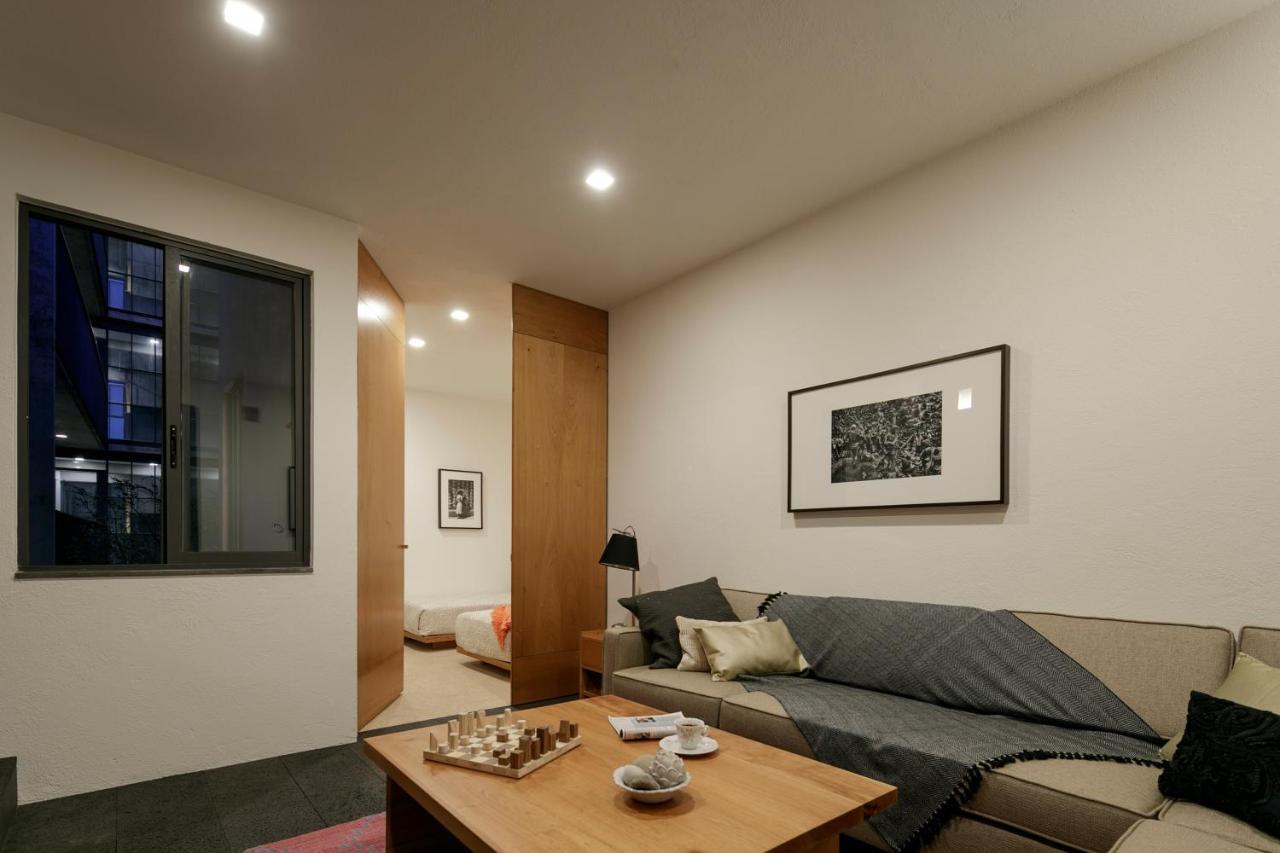 Suites Everness Guadalajara Eksteriør bilde